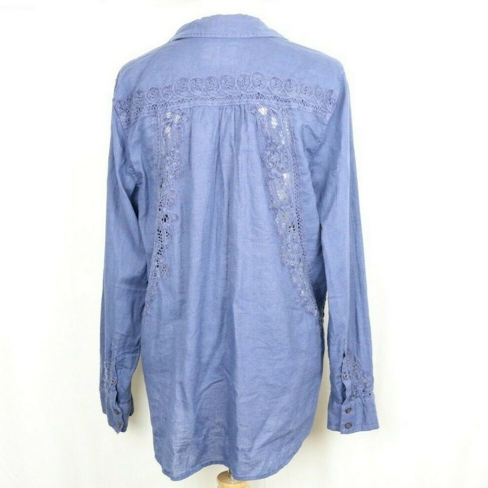 Holding Horses Anthropologie Lace Button Down Top